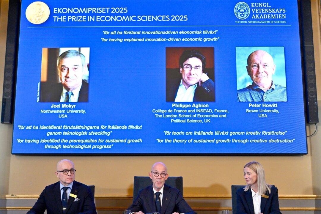 “Dream of a Lifetime”: Canadian Economist Howitt Among Nobel Winners in Economics