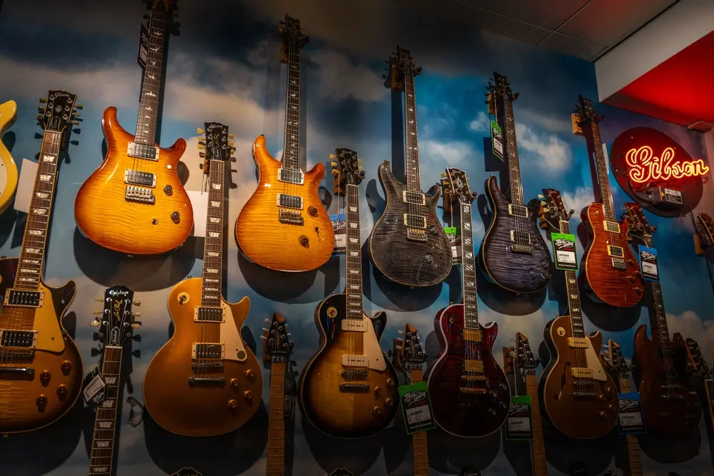 Orville Gibson: The Luthier Who Gave Music Its Modern Voice