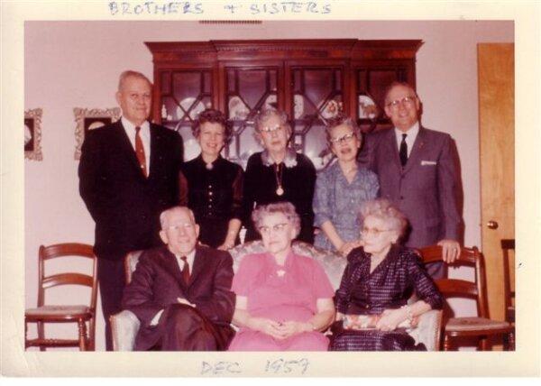 A Time Capsule Into the WWI Generation: Old Letters Reveal the Strong Familial Bond Between My Grandfather and His Siblings