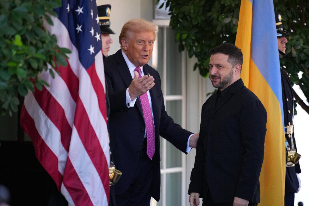 Zelenskyy Says Ukraine Ready for Peace But Won’t Cede Territory to Russia