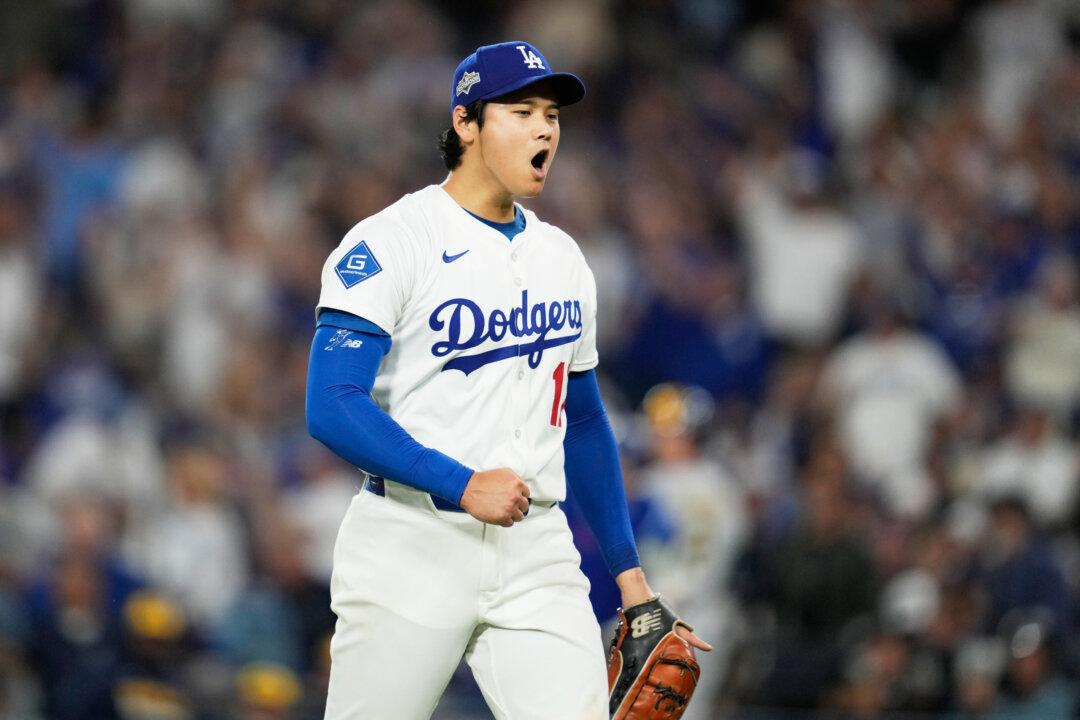Ohtani Hits 3 Homers, Pitches 6 Innings as Dodgers Beat Brewers 5–1 to Sweep NLCS and Reach World Series