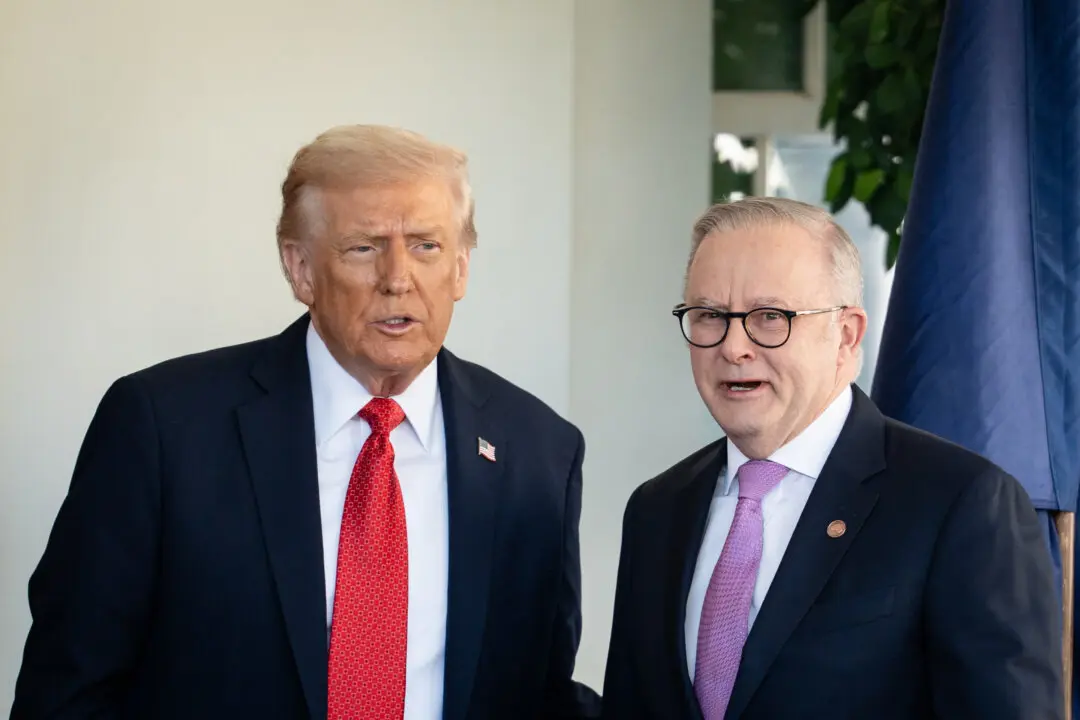 Trump Again Praises Albanese Ahead of APEC Summit