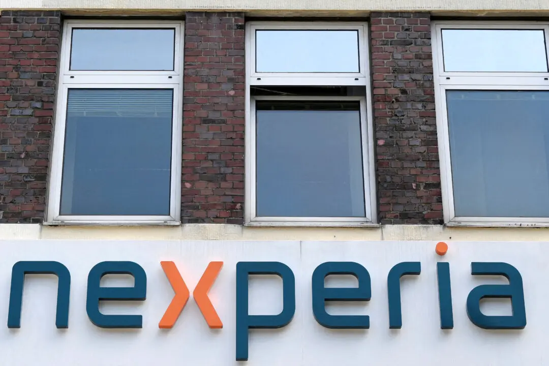 Dutch Government in Contact With Beijing Over Nexperia Stand-Off