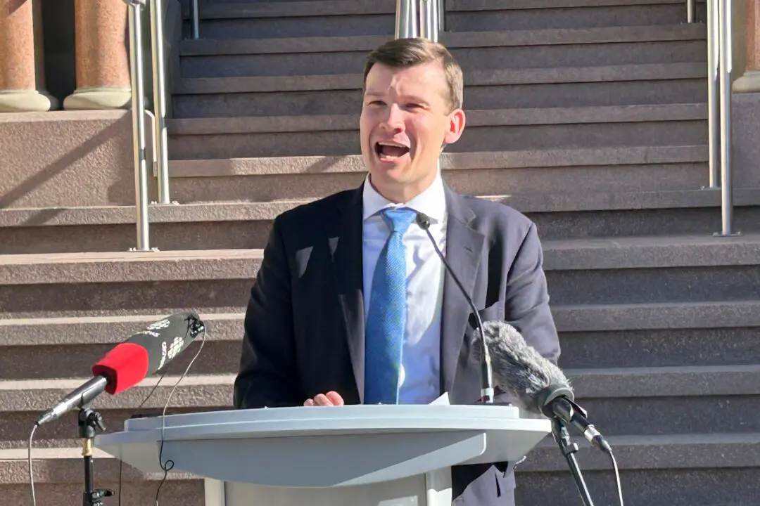 Farkas Unseats Calgary’s Incumbent Mayor Gondek, Knack Wins Edmonton’s Mayoral Race