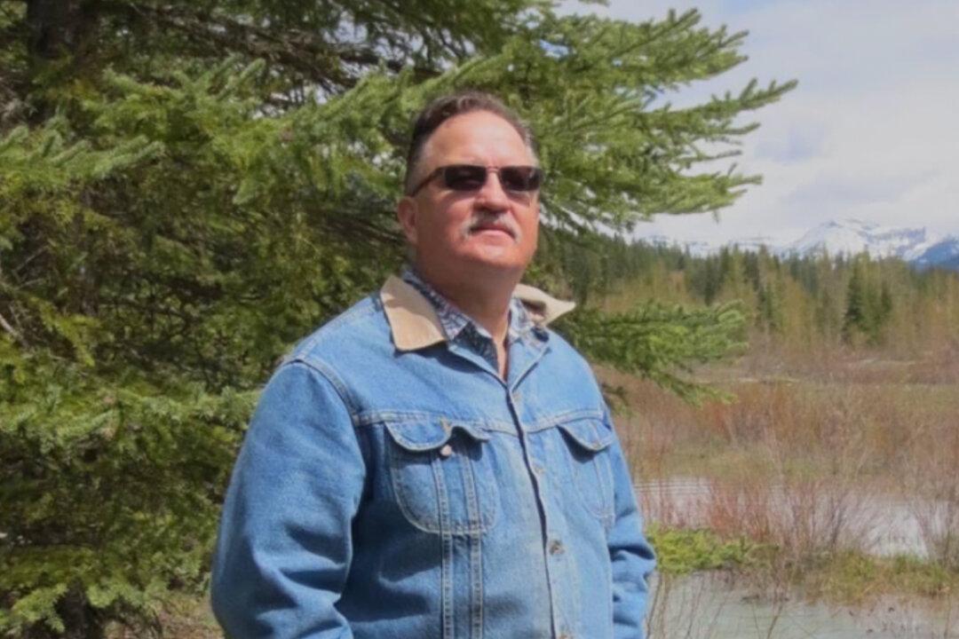 How BC Man Rescued Himself From Jaws of Grizzly That Ripped Off His Lips and Scalp