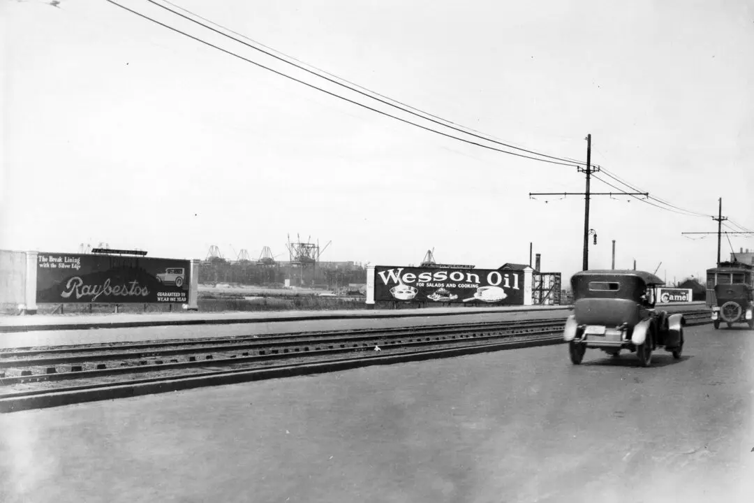 The Long and Demanding Task of Building the Lincoln Highway