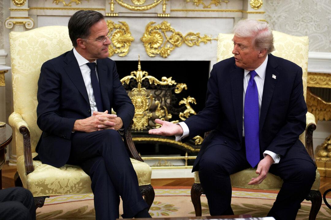 Trump Meets With NATO’s Rutte at White House