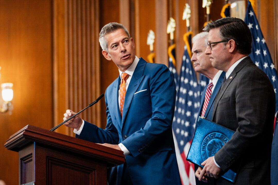 Trump Admin Issues Rule to Stop Unqualified Foreign Truckers From Driving on US Highways