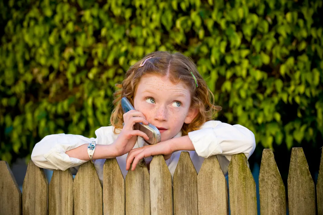 Revenge of the Dumbphone: Why Minimalist Phones Are Making a Comeback