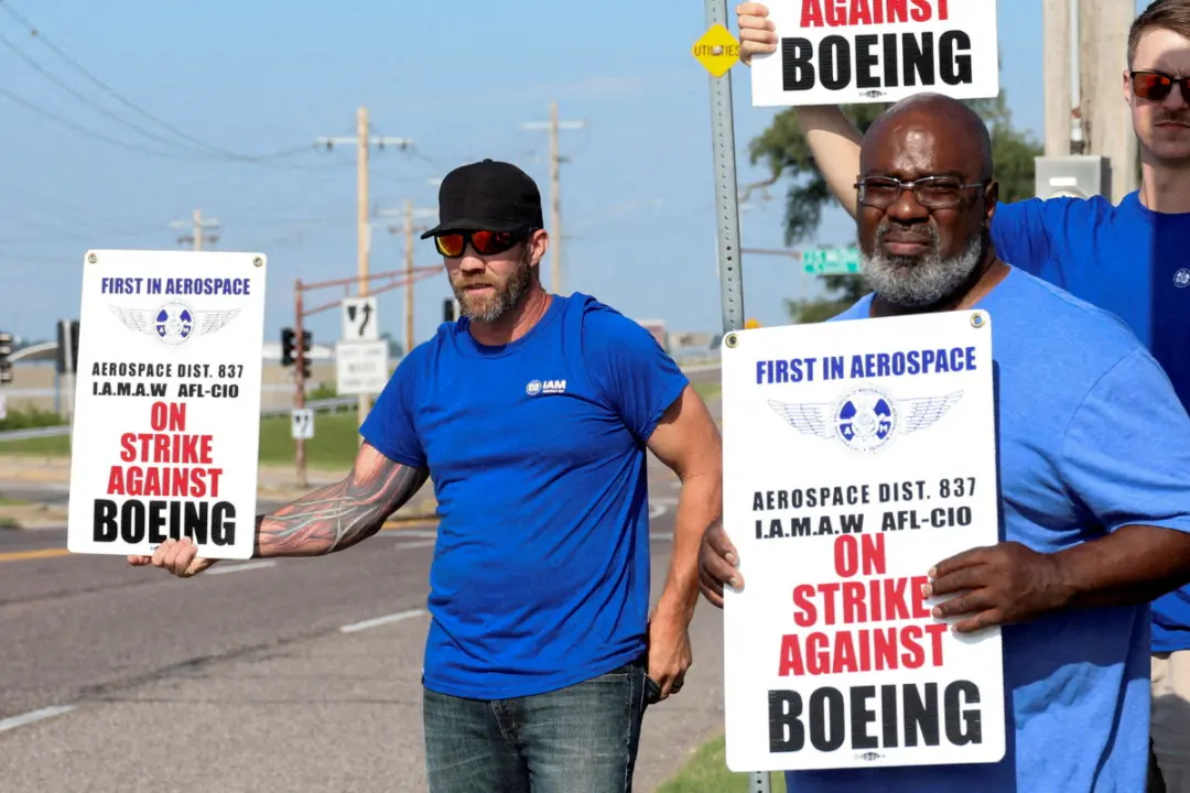 Union Members Reject Latest Contract Offer From Boeing After Nearly 3 Months on Strike