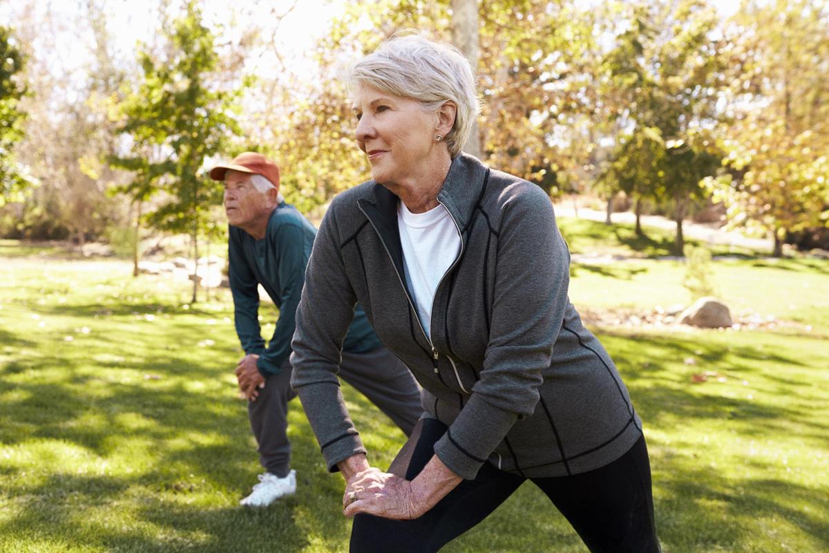 10 Essential Warm-Up Movements to Protect Your Body thumbnail