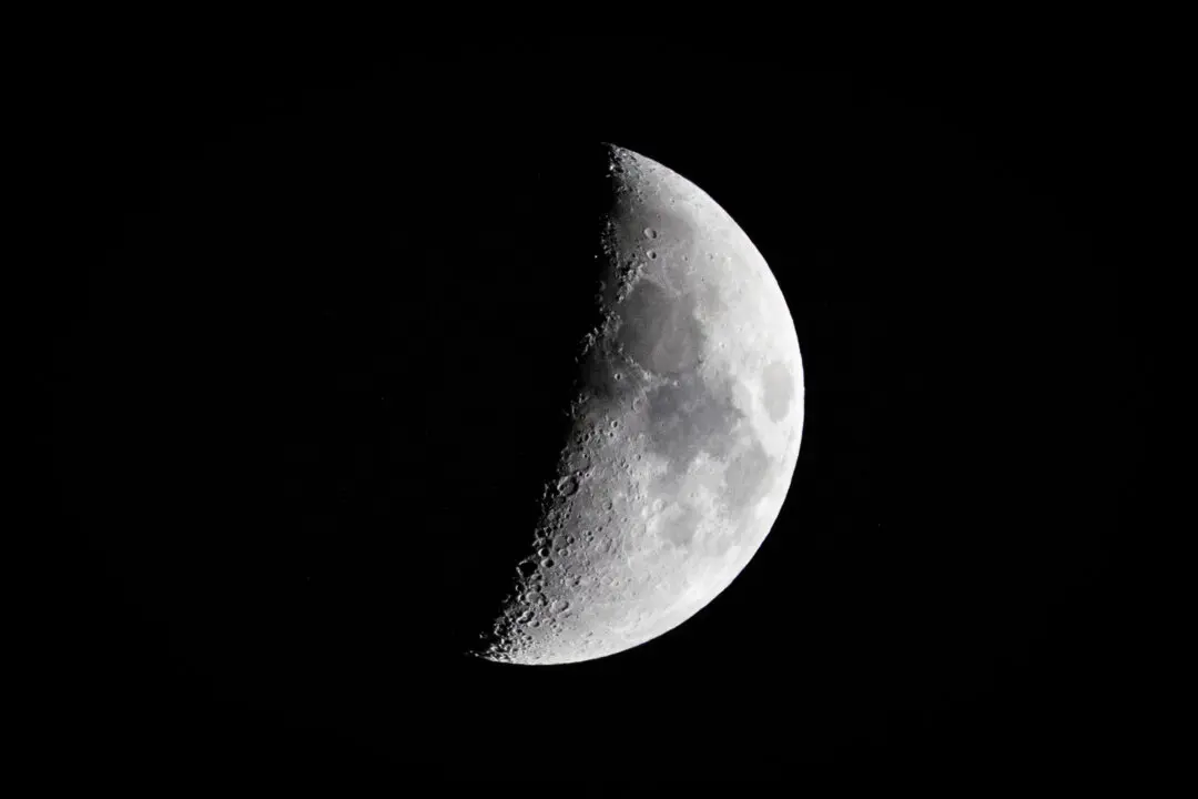 Russia Announces Plan to Put Power Plant on the Moon by 2036