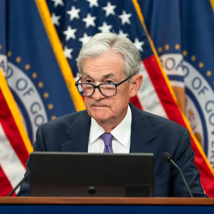 Fed Cuts Interest Rates in Divided Vote