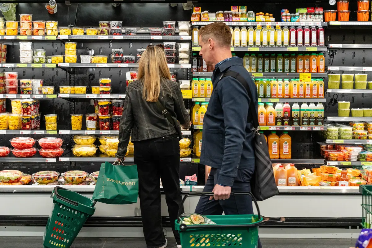 Trump to Serve Up Affordability Message at McDonald’s Event thumbnail