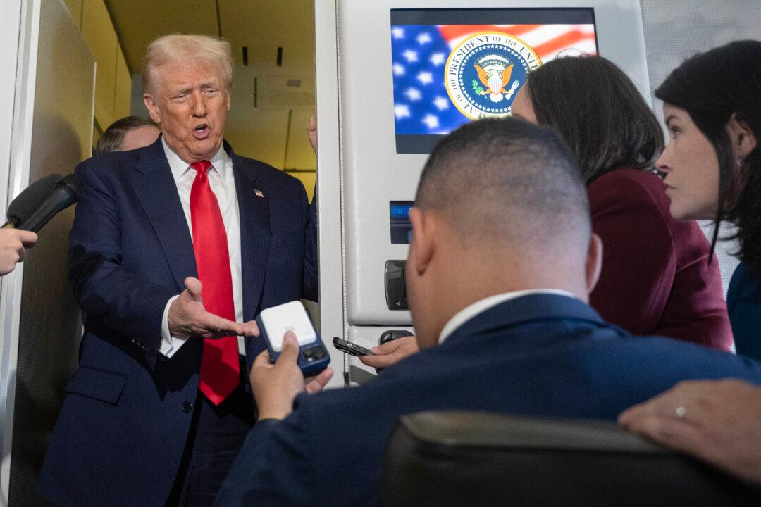 Trump Returns to White House After Meeting With Xi Jinping