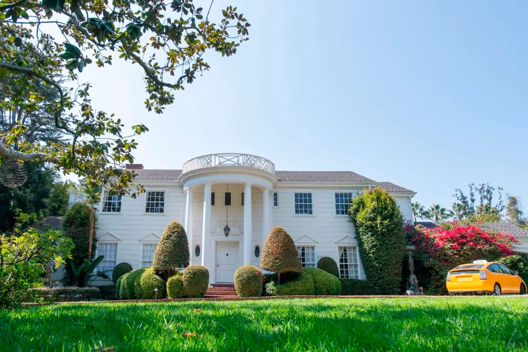 Child Actor on ‘Fresh Prince of Bel Air’ Dies at 42 From Heart Attack