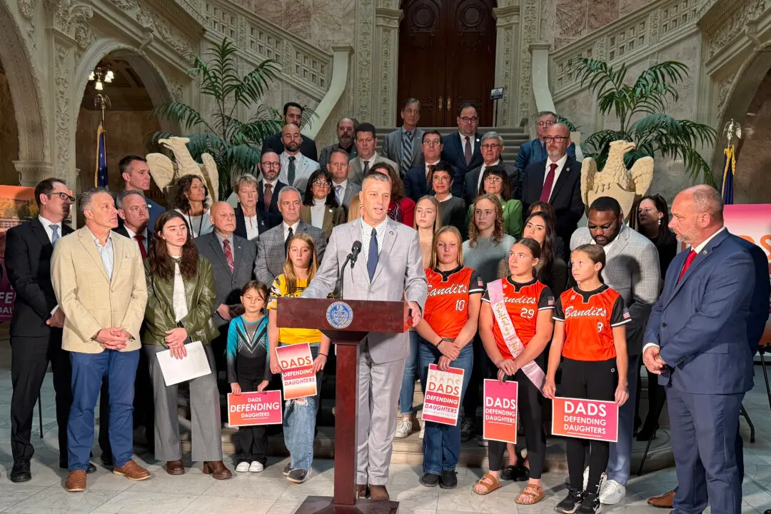 Pennsylvania Dad-Lawmakers Rally to Push Bill to Safeguard Girls’ Sports Integrity