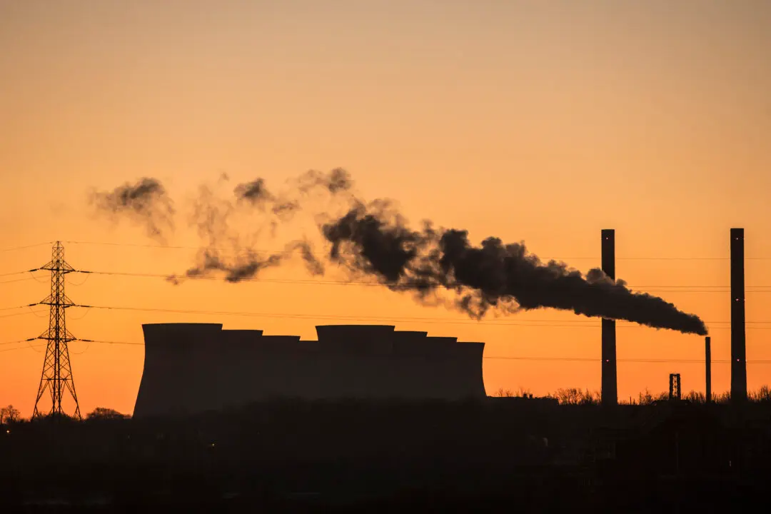 Emissions From UK Residents and Businesses Fell by 0.5 Percent in 2024, Data Shows