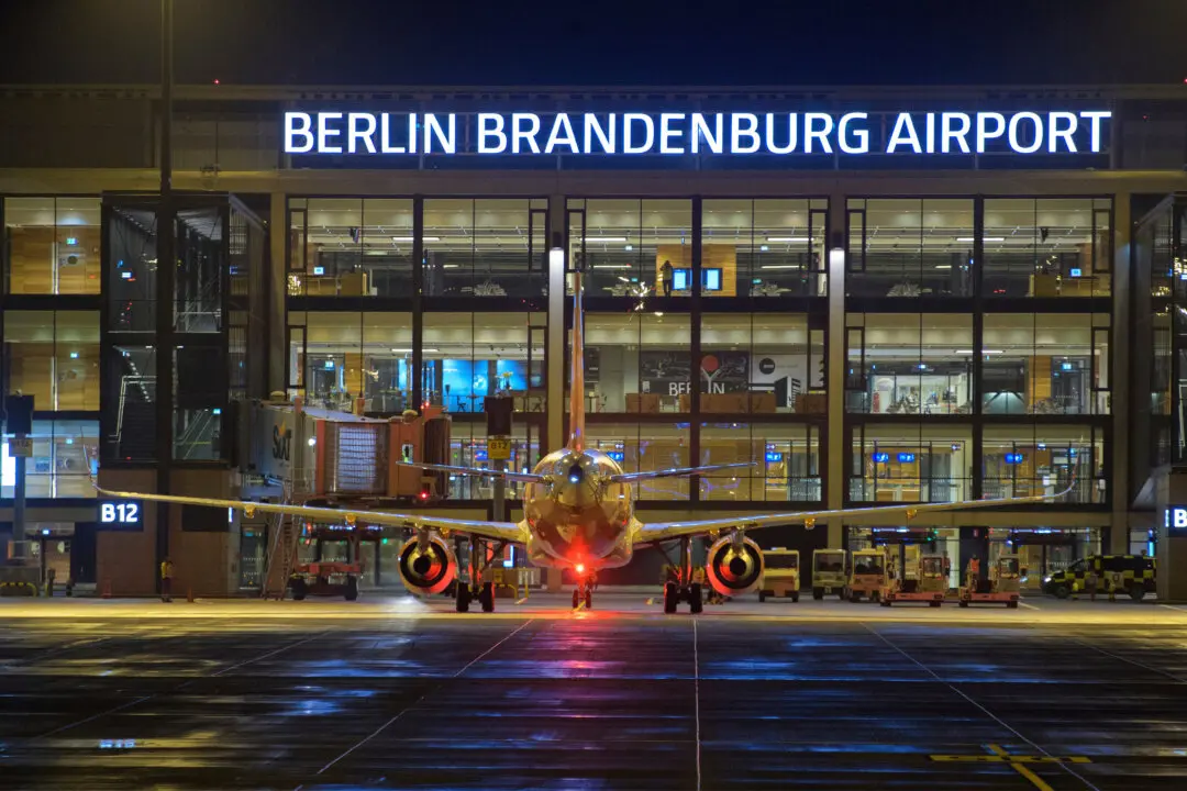 Drone Sighting Temporarily Suspends Air Travel at Berlin Airport