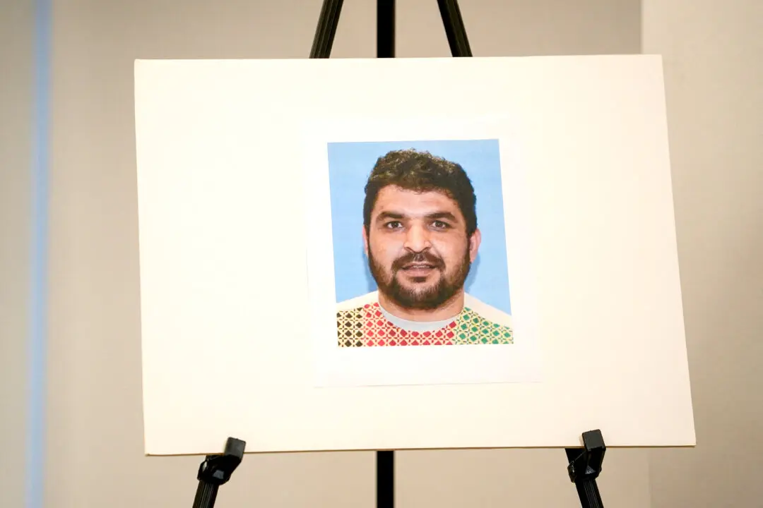 National Guard Shooting Suspect May Have Been Radicalized in US: Noem