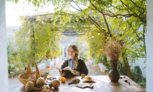 Umberto Eco’s Anti-Library: A Case for Keeping Piles of Unread Books