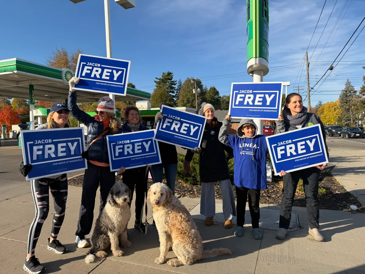 Mayor Defeats Democratic Socialist in Minneapolis thumbnail