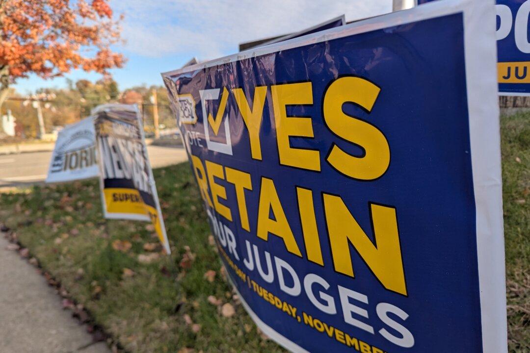 Pennsylvania Supreme Court to Retain 3 Democratic Justices