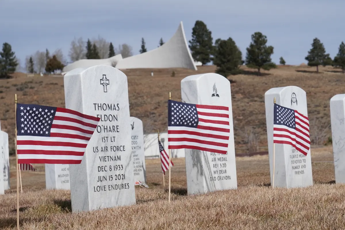 Vietnam Veterans Memorial Celebrates All Who Served on Veterans Day thumbnail
