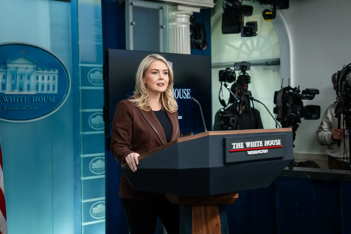 US Working ‘Quietly’ on Russia–Ukraine Peace Plan: White House thumbnail