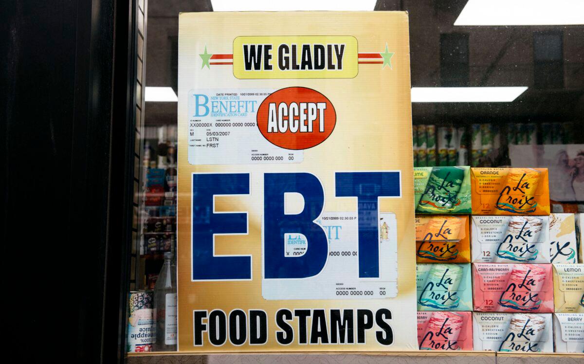 What to Know About Food Stamps as Congress Poised to End Shutdown thumbnail