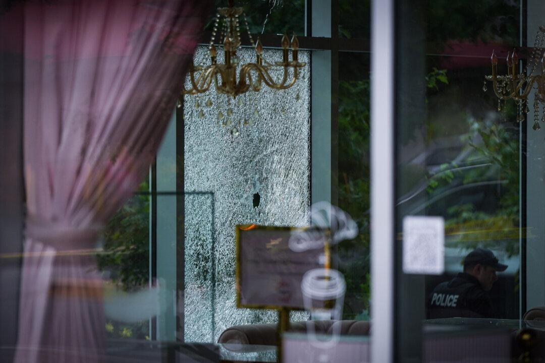 BC Lawyers Receiving Extortion Threats, Legal Regulator Warns