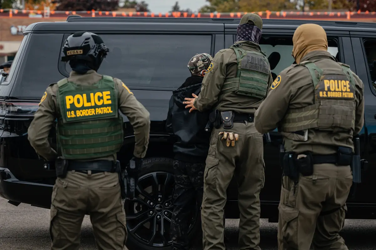 Federal Immigration Agents Launch Operation in New Orleans thumbnail