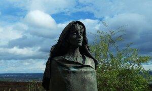 Hildegard of Bingen: The Music of the Living Light