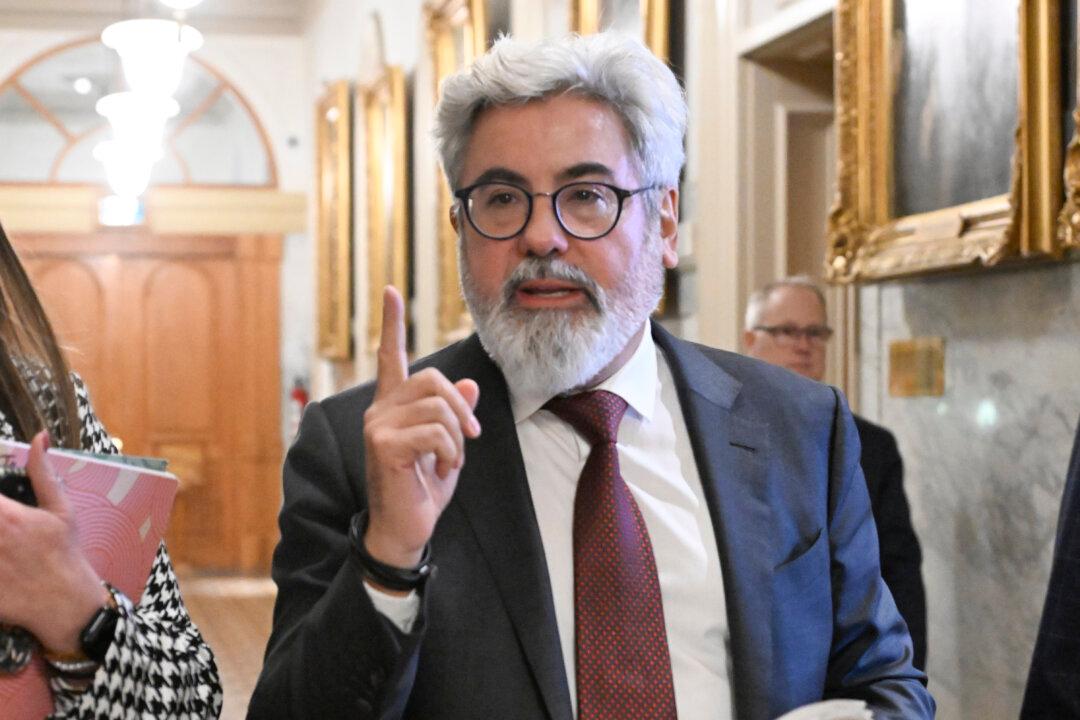 Quebec Liberal Leader Calls for External Investigation Into Report on Cash for Votes