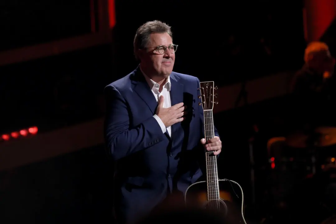 ‘50 Years From Home’: Vince Gill’s Ambitious Recording Project