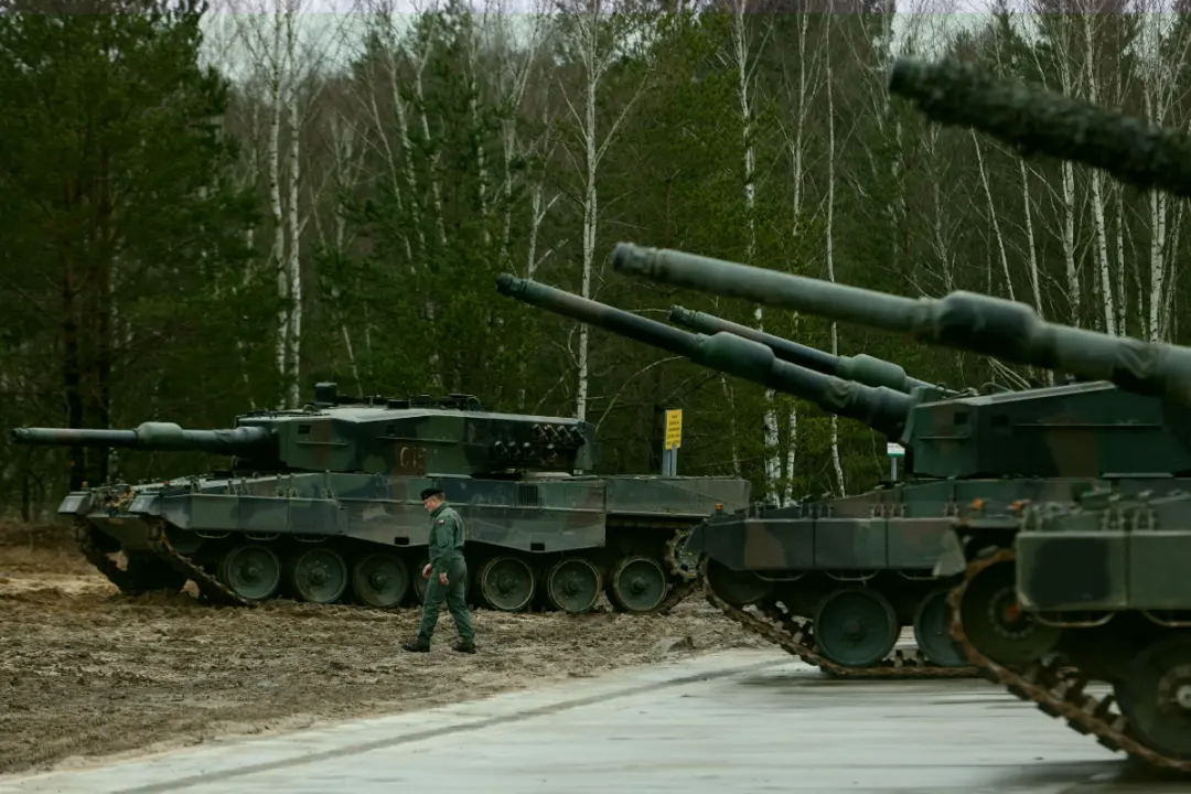 EU Moves Toward ‘Military Schengen,’ Speeding Up Possible Mobilization of Forces Across Europe