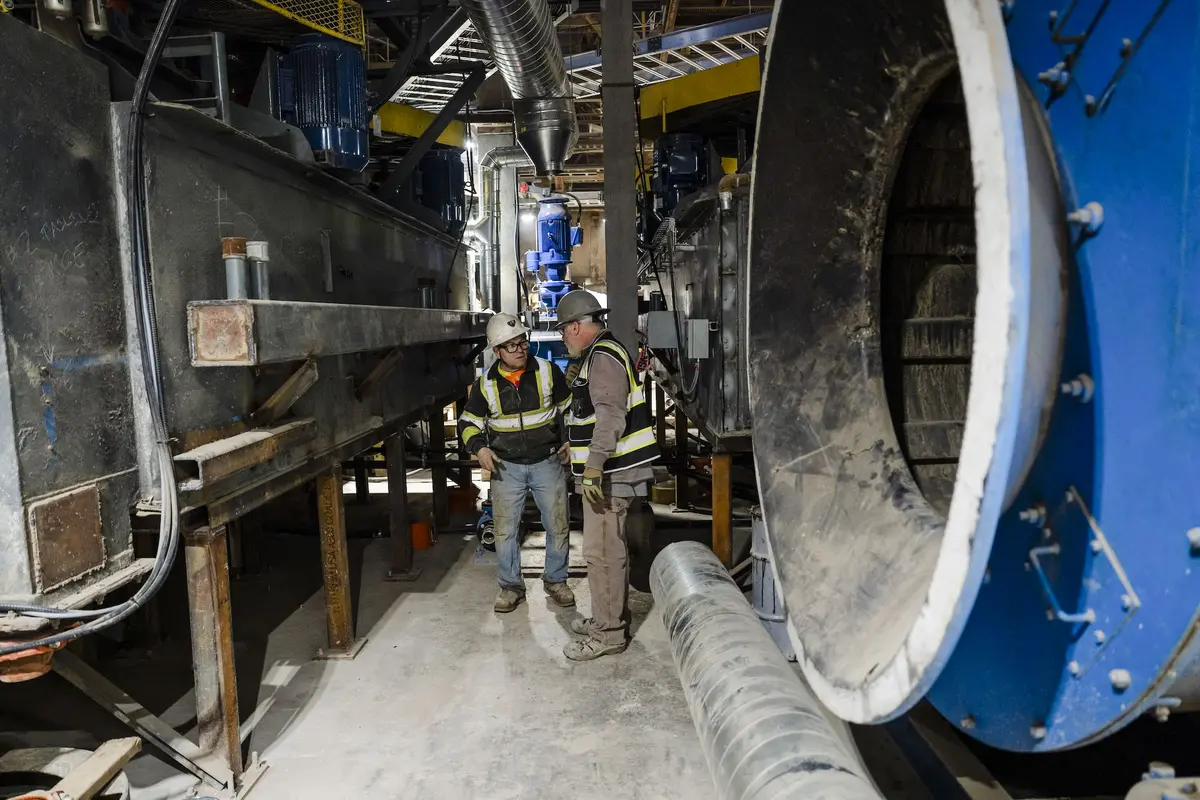 US Business Activity Accelerates, With New Orders Notching Biggest Gains So Far This Year thumbnail