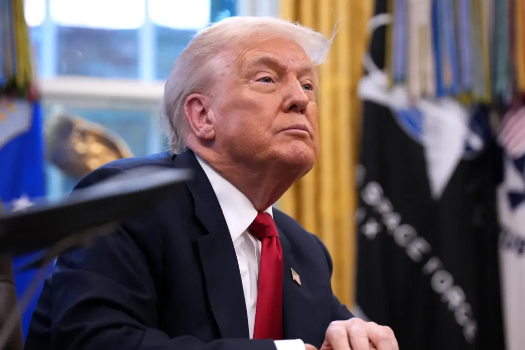 Trump Signs Order Launching ‘Genesis Mission’ to Boost AI-Driven Innovation