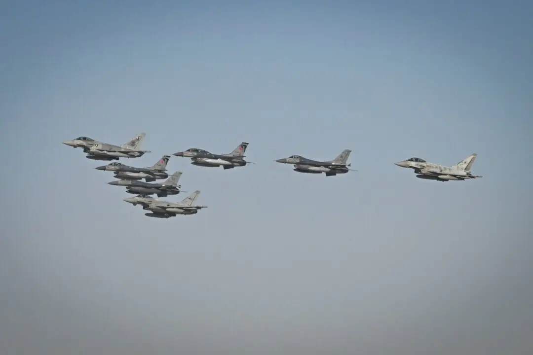 US Holds Military Exercise with Allies in Qatar