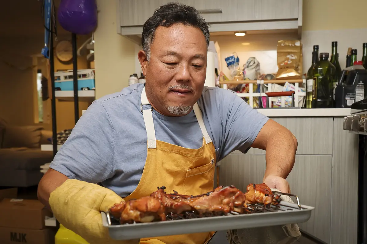 Thanksgiving Turkey Recipe 2025: Cook Your Bird in Under an Hour thumbnail