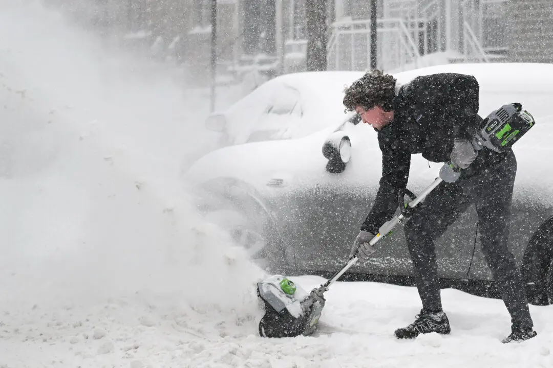 Winter Storm With High Winds, Heavy Snow Headed for Ontario and Quebec: Environment Canada