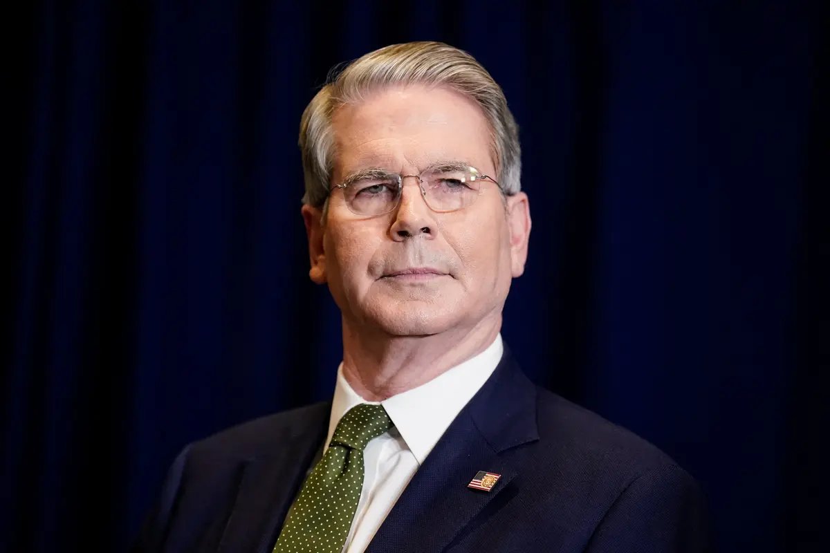 Bessent Says White House Can Recreate Same Tariffs If It Loses US Supreme Court Case thumbnail