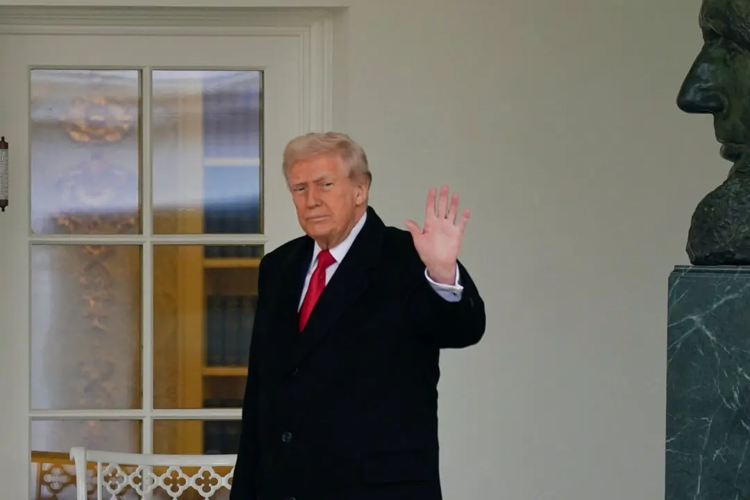 Trump Confirms He Spoke With Venezuela’s Maduro