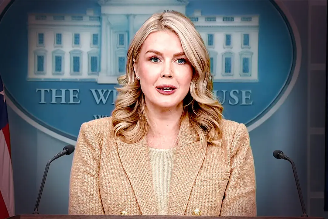 LIVE NOW: White House Press Secretary Holds Daily Briefing