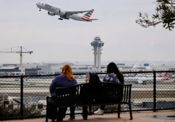 Majority of Americans Will Travel in 2026, Often With Extended Family, Survey Finds