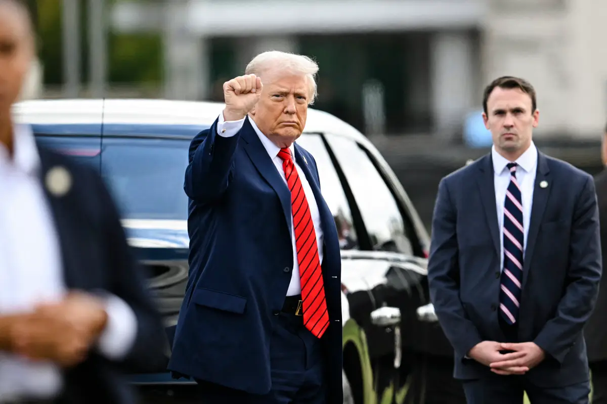 White House Provides Summary of Trump’s Medical ‘Advanced Imaging’ Results thumbnail