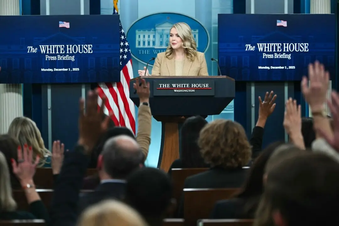 White House Confirms US Forces Conducted Follow-Up Strike on Drug Boat