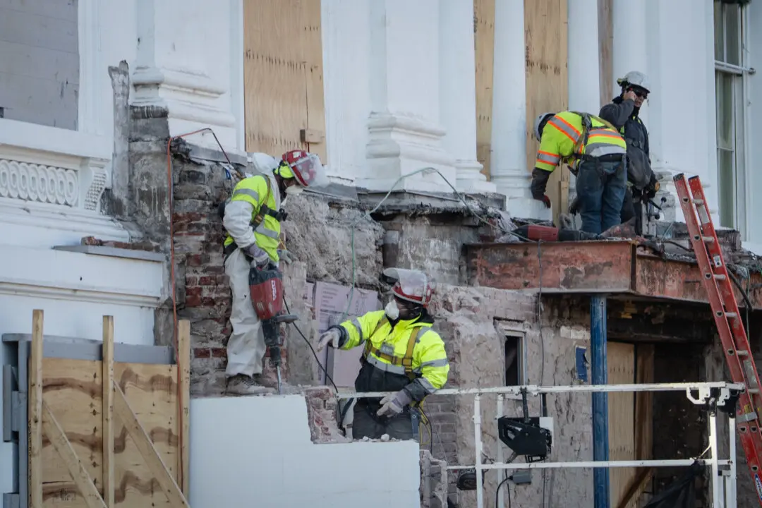 National Trust Sues Trump Admin Over White House Ballroom Project