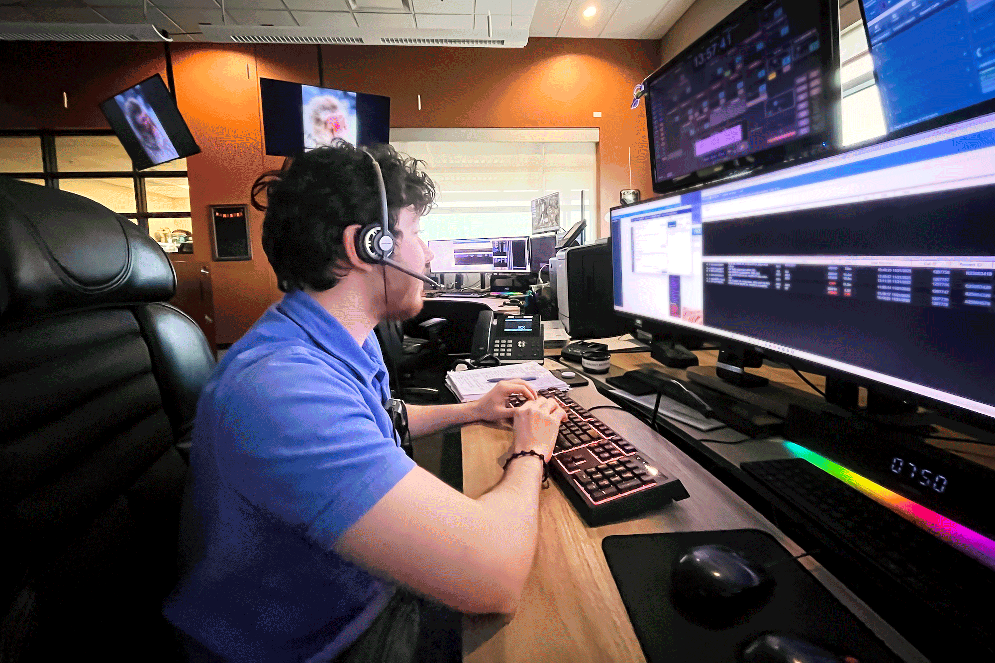 911 Call Centers Are Struggling. We Visited One to Find Out Why. thumbnail