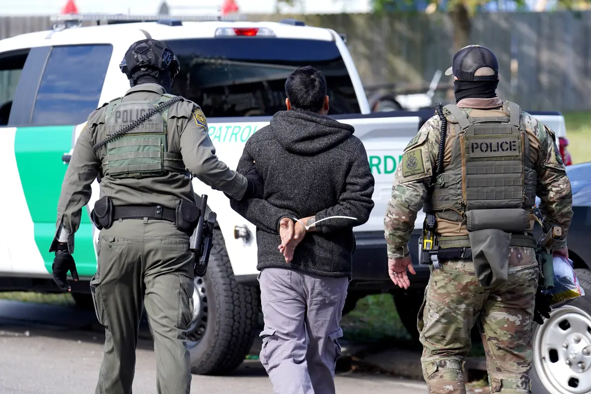 ICE Arrests 2,824, Deports 11,870 in New Orleans in November thumbnail